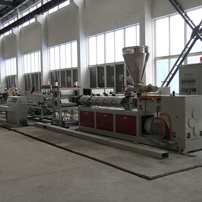 250kW 전력 덩어리 지붕 타일 PVC 프로파일 시트 추출 라인 플라스틱 쌍 나사 기계