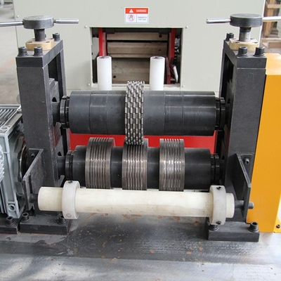 250kW 전력 덩어리 지붕 타일 PVC 프로파일 시트 추출 라인 플라스틱 쌍 나사 기계