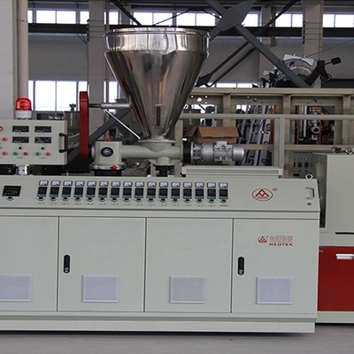 사용가능성 안정성 성능 PVC 가공용 플라스틱 Pvc 시트 extruder 기계