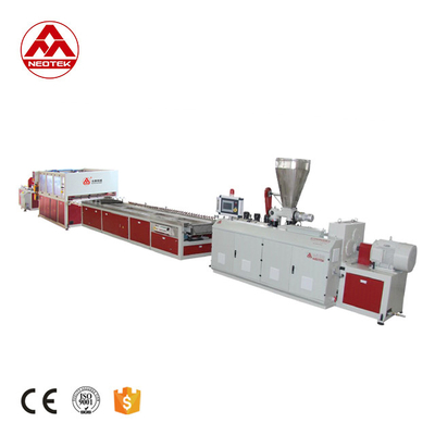 160kW 동회전형 쌍 나사형 PVC 돌 사이딩 추출 선